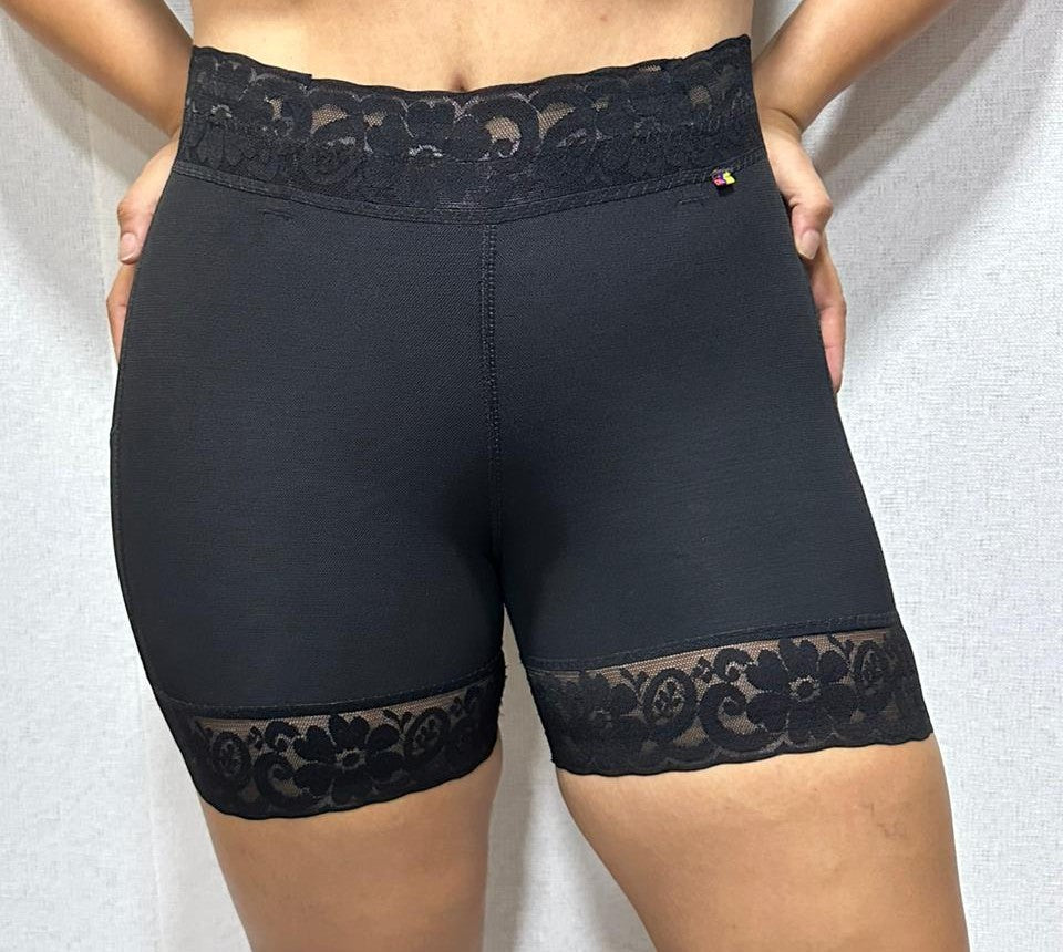 SHORT LEVANTA GLUTEOS
